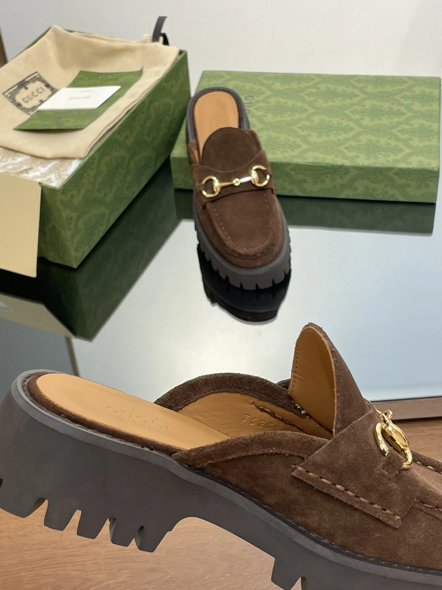 COCO-- 6u33i 764207 0PV00 2206 cowhide Heel height：4.5CM item:D-X000H2226